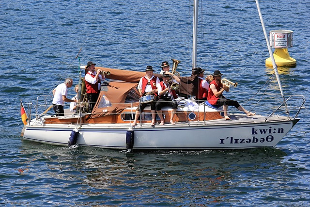 励更多人不 励更多人不